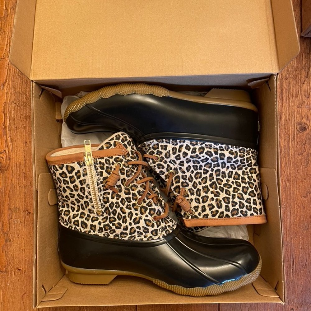 Sperry Women's Saltwater Animal Print Duck Boot